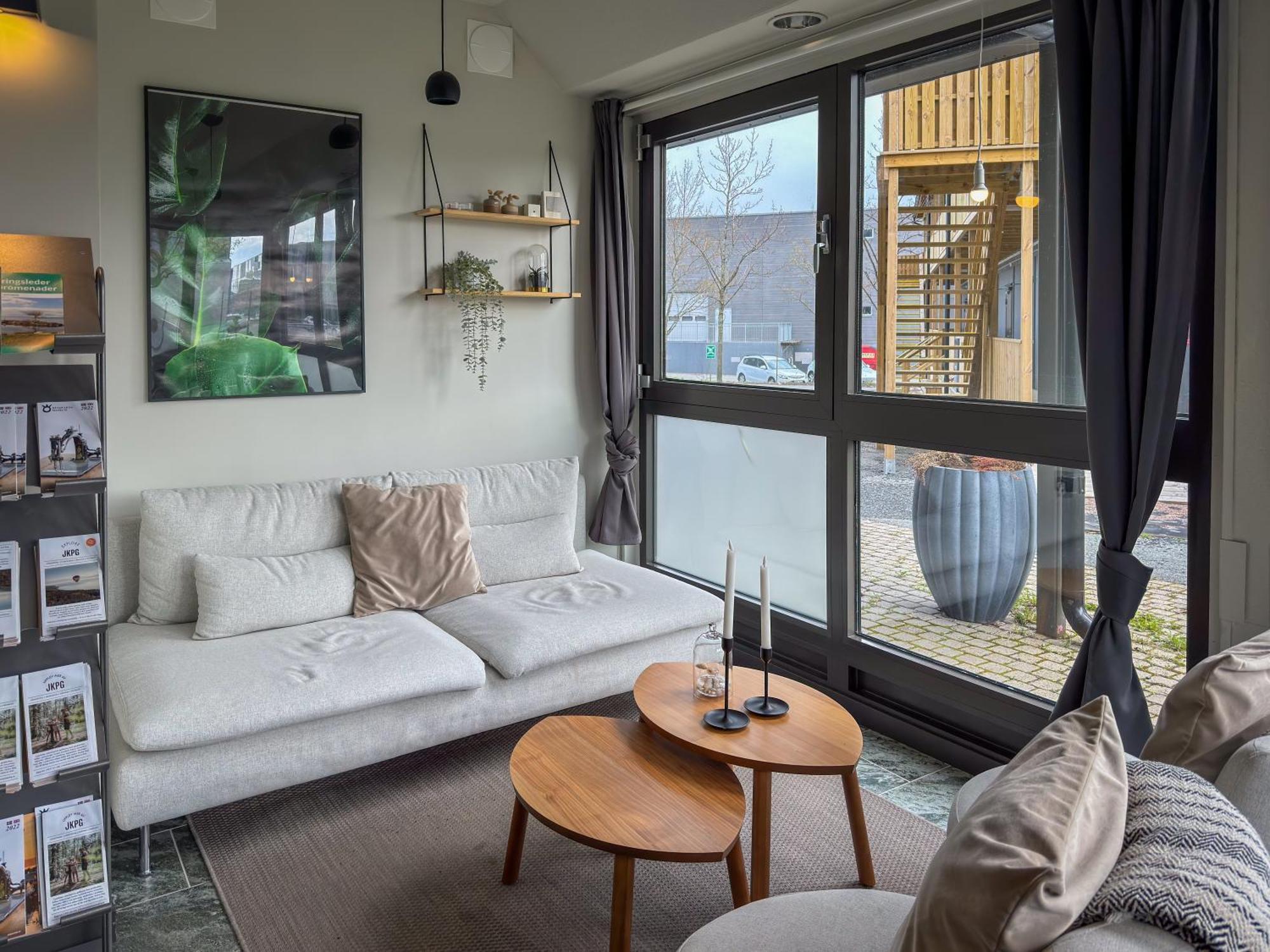 Joenkoeping Hotel Apartments Экстерьер фото