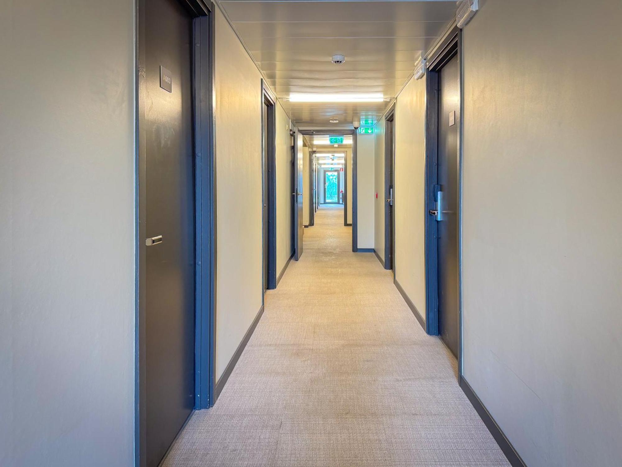 Joenkoeping Hotel Apartments Экстерьер фото