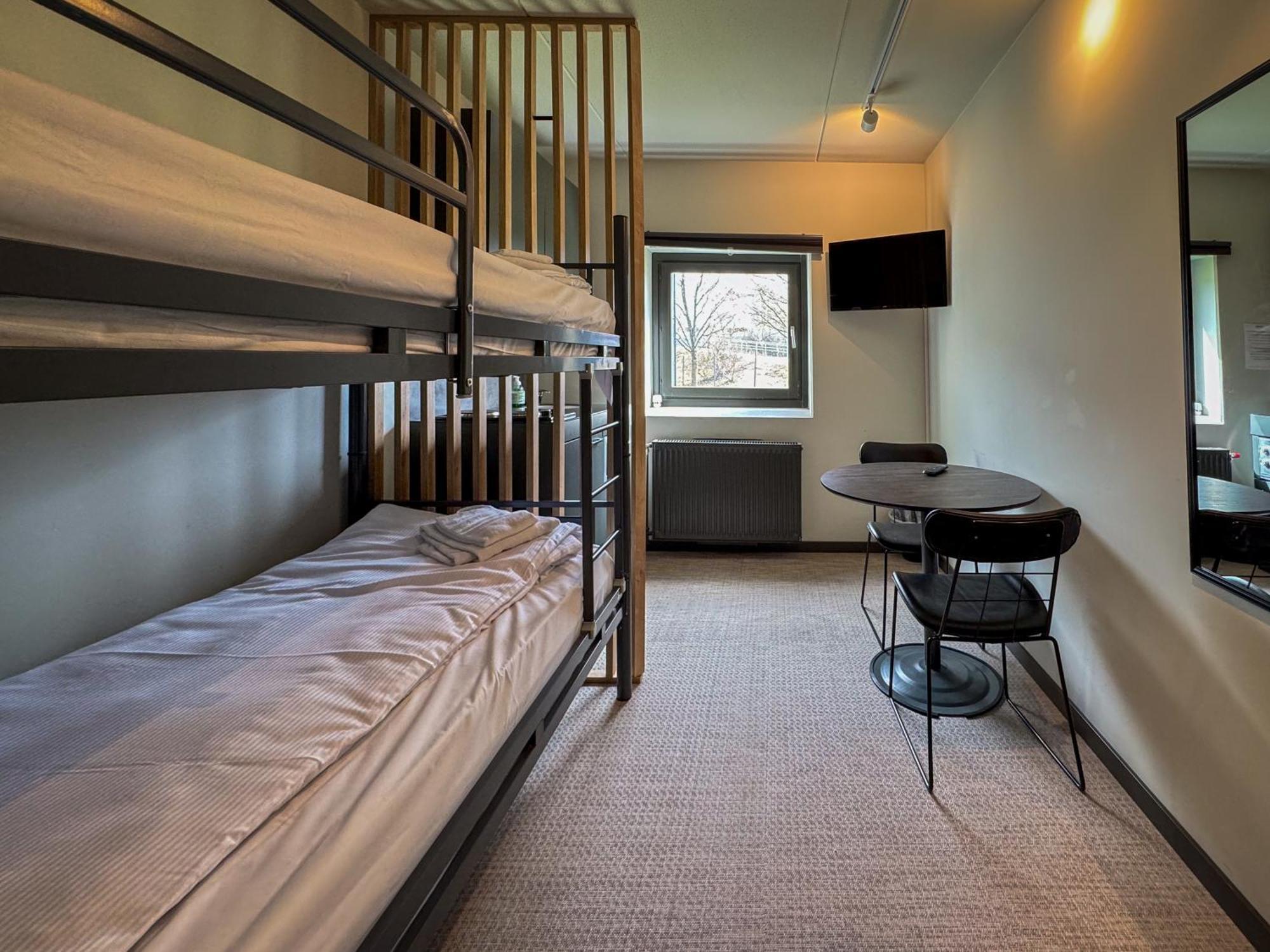 Joenkoeping Hotel Apartments Экстерьер фото